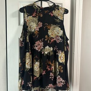 Bobeau Cold Shoulder peasant blouse